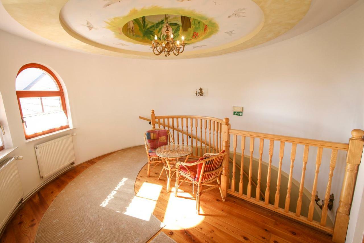 Moj Dom-Toplak Otel Jursinci Dış mekan fotoğraf
