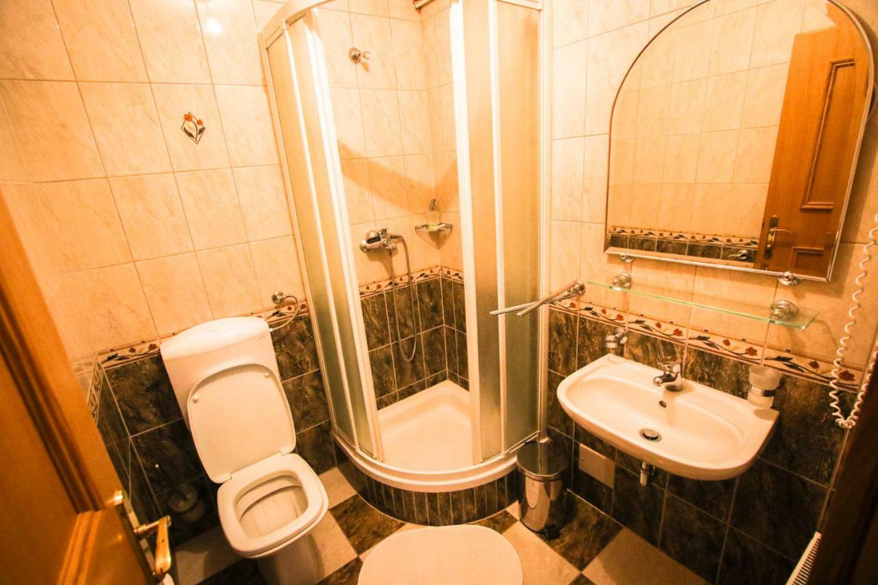 Moj Dom-Toplak Otel Jursinci Dış mekan fotoğraf