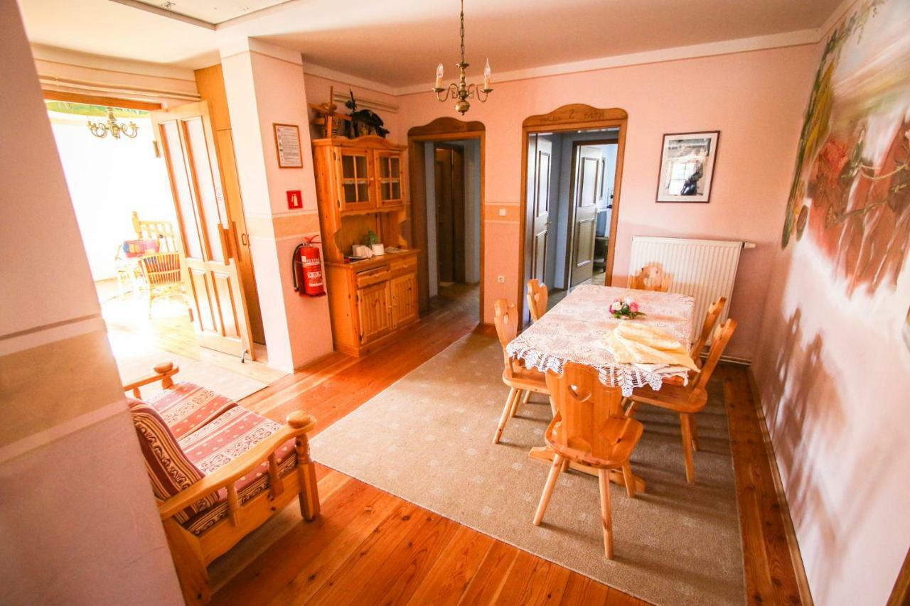 Moj Dom-Toplak Otel Jursinci Dış mekan fotoğraf